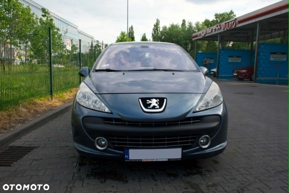Peugeot 207 1.4 - 6