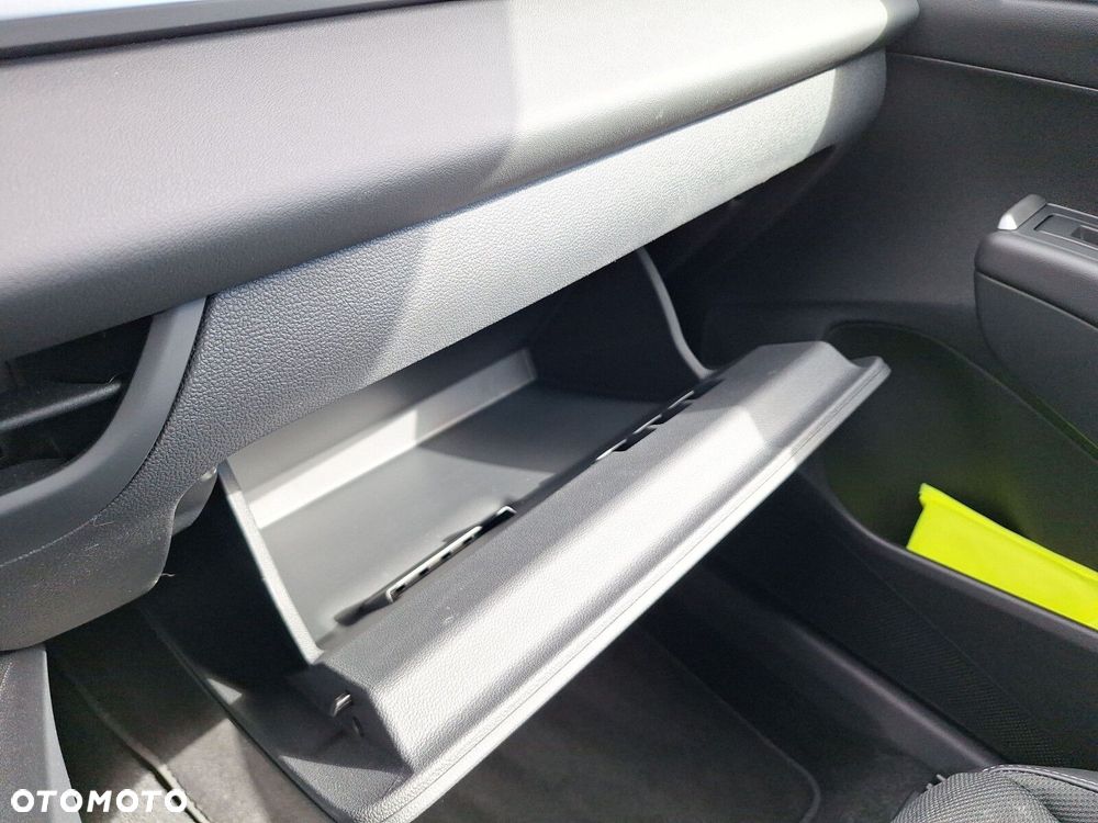 Volkswagen T-Roc - 32