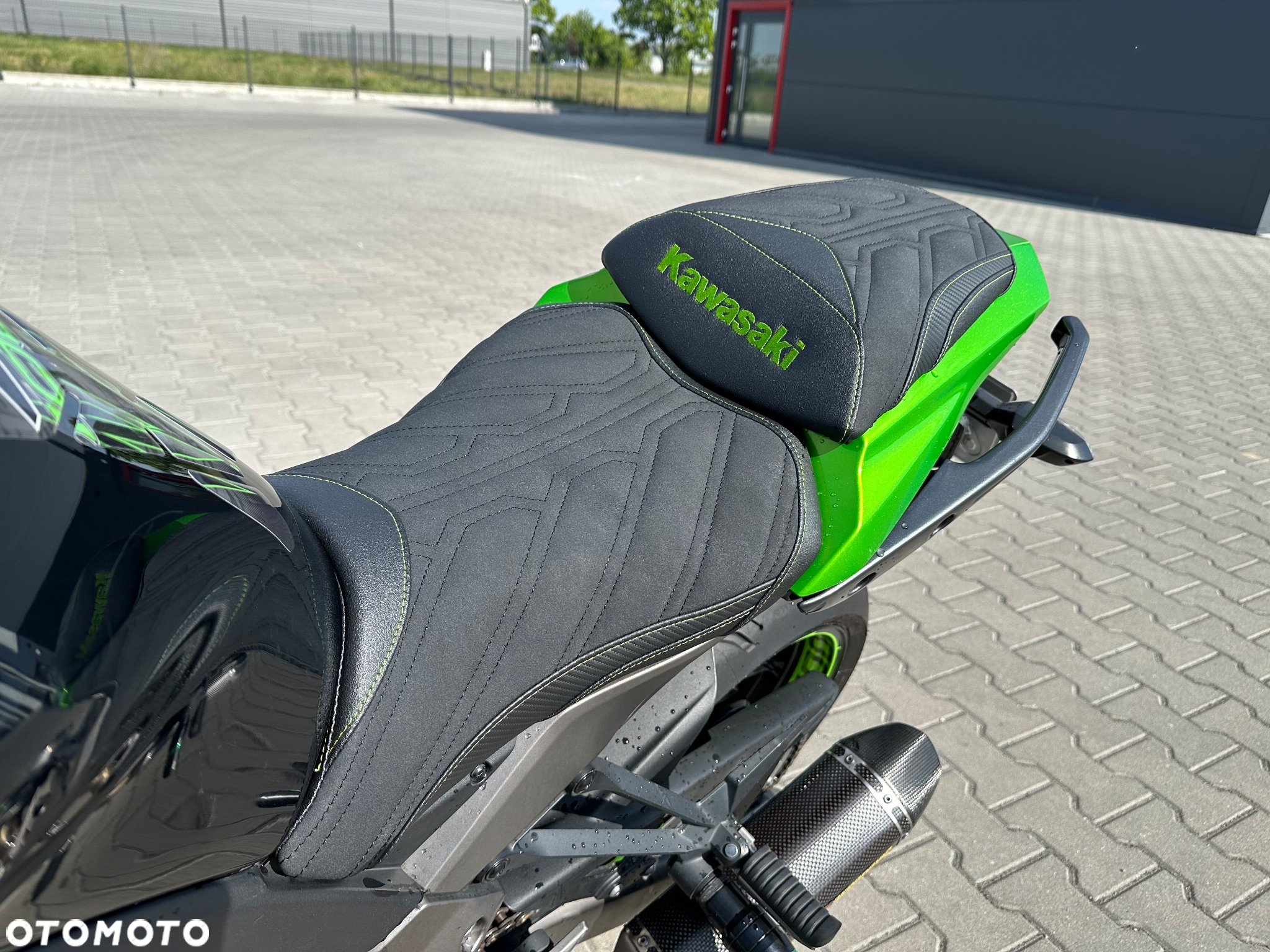 Kawasaki Ninja 1000 SX - 12