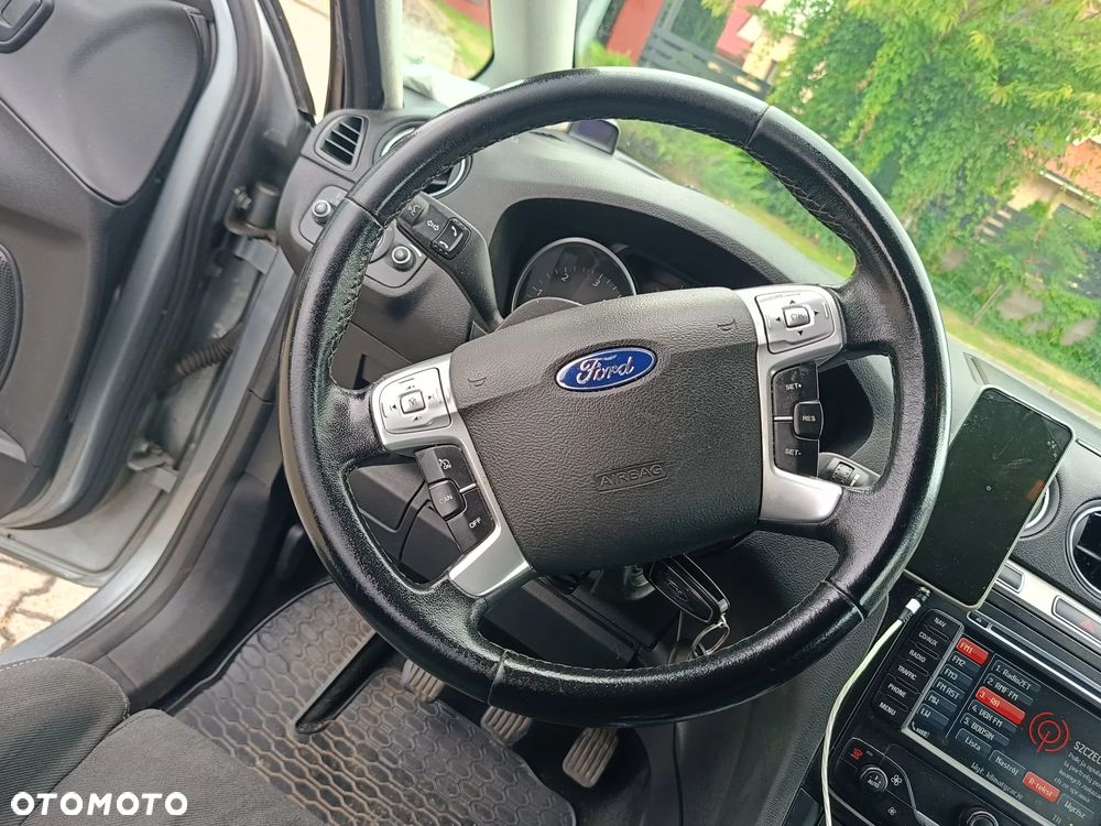 Ford S-Max 2.0 TDCi DPF Titanium - 12