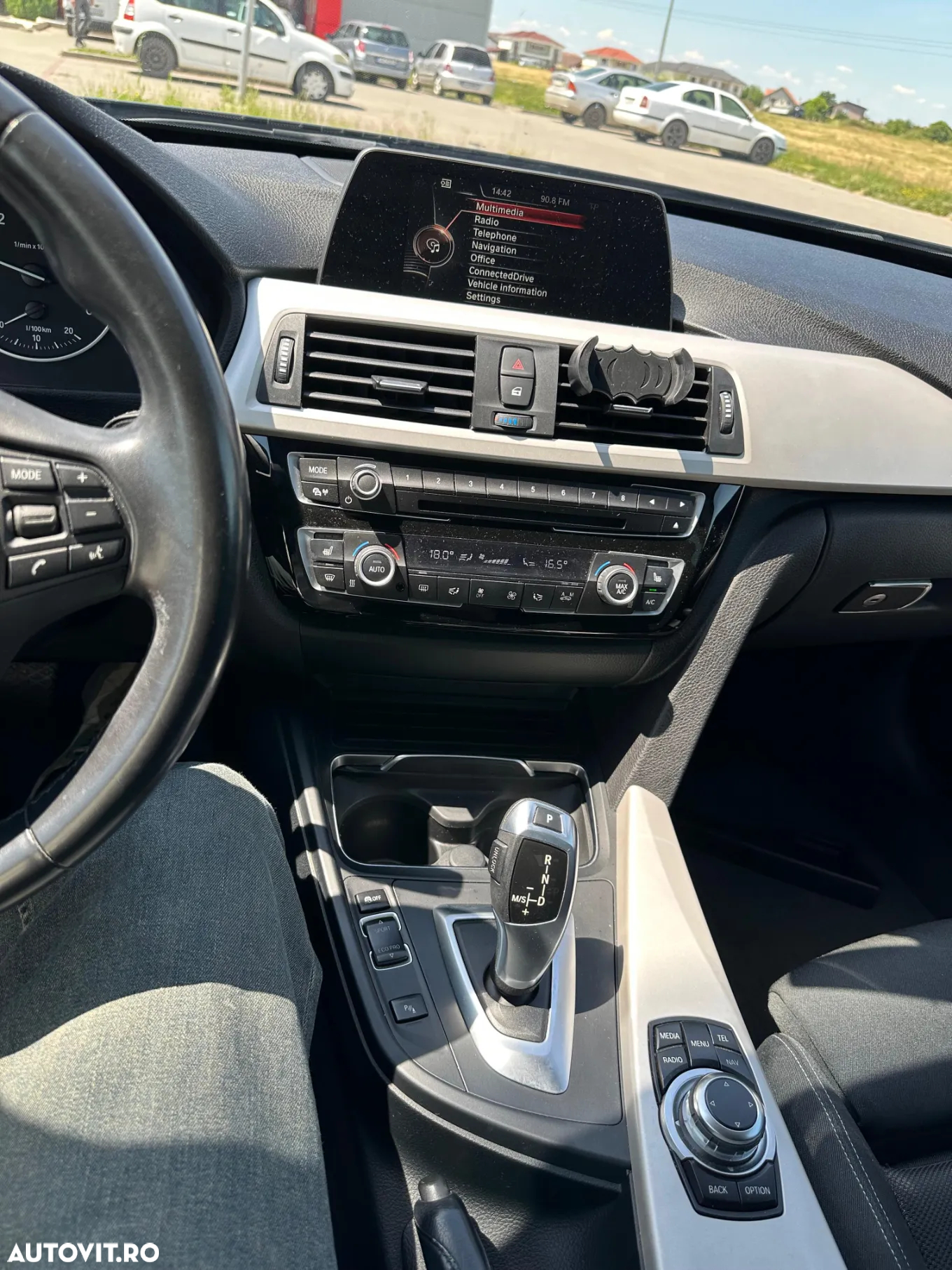 BMW Seria 3 - 24