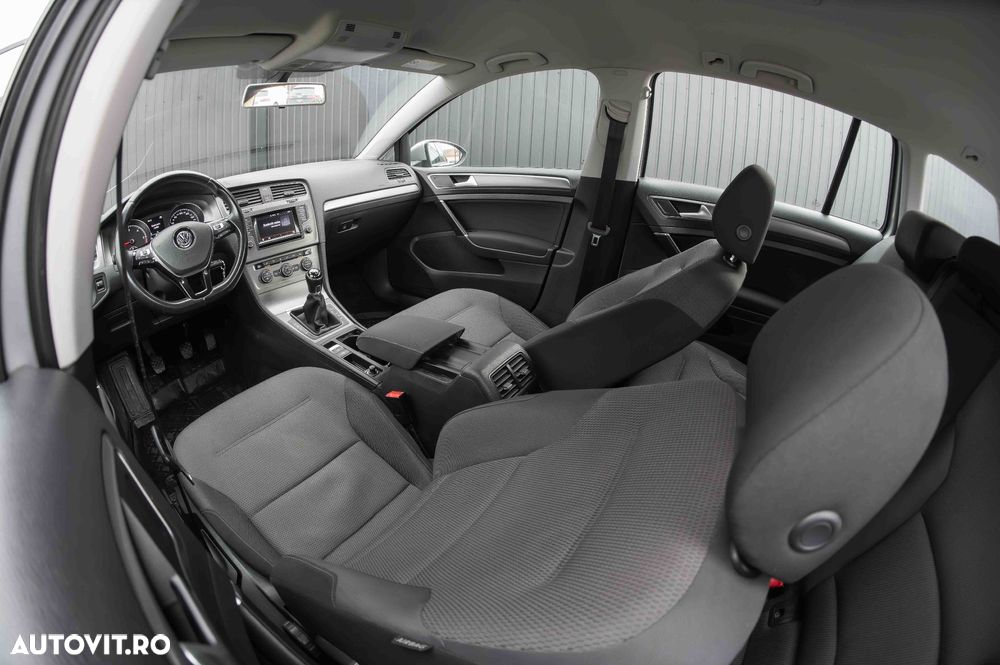 Volkswagen Golf 2.0 TDI DPF BMT Comfortline - 5