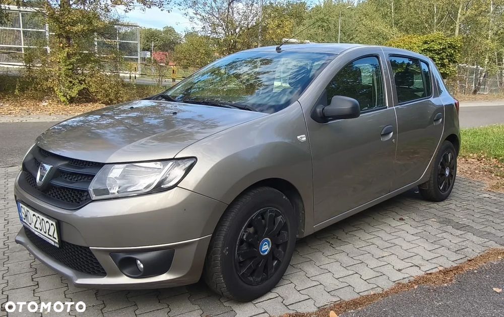 Dacia Sandero 2015 photo 3