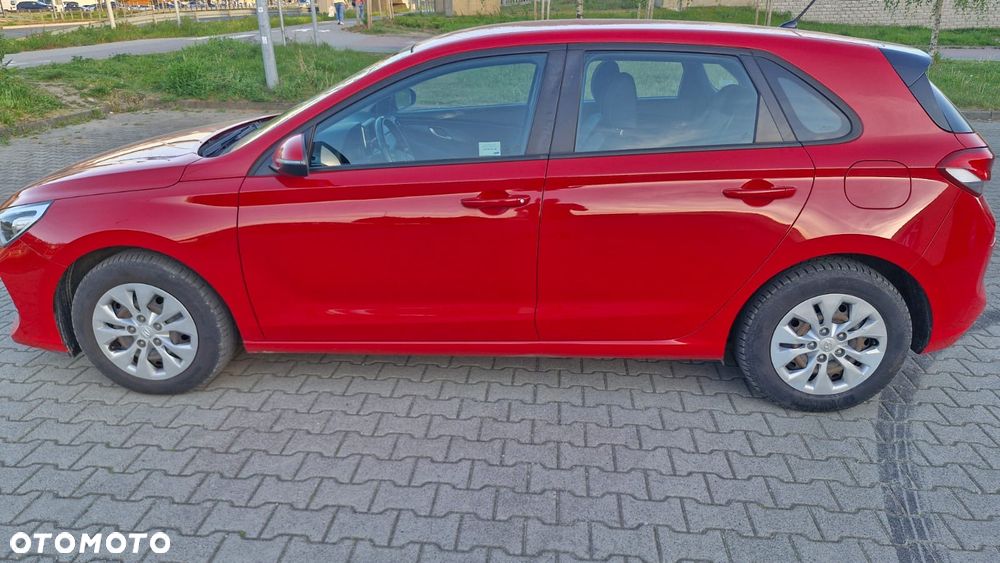 Hyundai i30 1.4 Classic + - 26