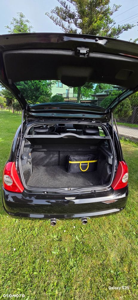 Renault Clio - 17