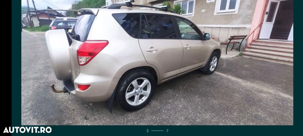 Toyota RAV4 2.2 D-4D Executive - 1