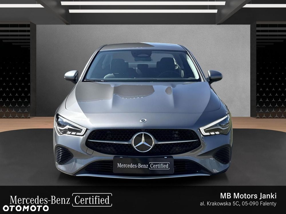 Mercedes-Benz CLA - 9