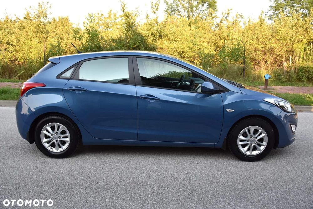 Hyundai i30 blue 1.4 Classic Navigation - 12