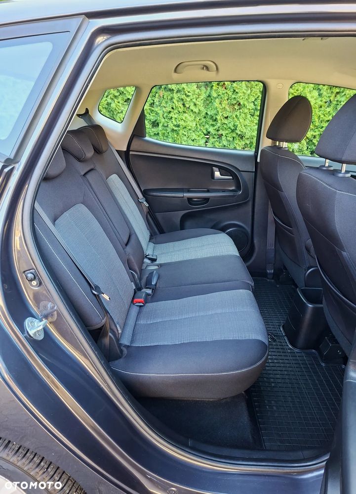 Kia Venga 1.4 CVVT Spirit - 11