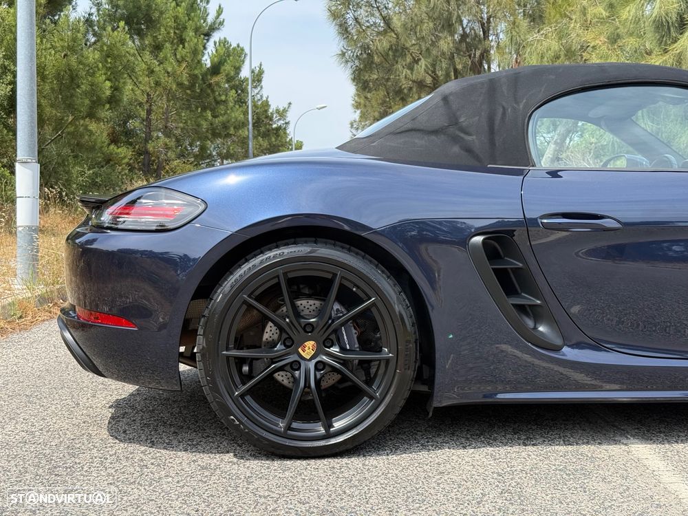 Porsche 718 - 19