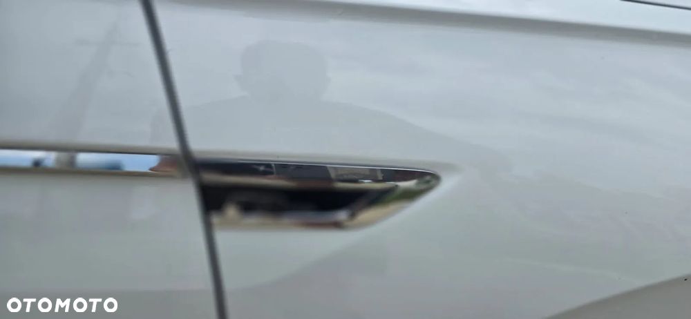 Volkswagen Tiguan 2.0 TDI SCR 4MOTION DSG R-Line - 36