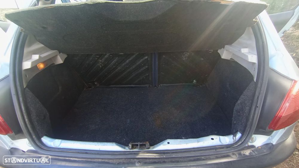 Peugeot 206 - 14