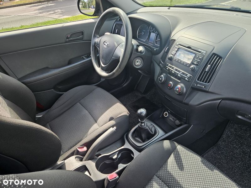 Hyundai i30 1.6 Comfort - 7