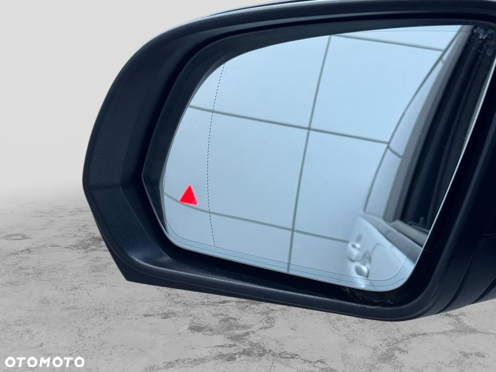 Mercedes-Benz Klasa V 250 d Avantgarde 9G-Tronic (d³ugi) - 24