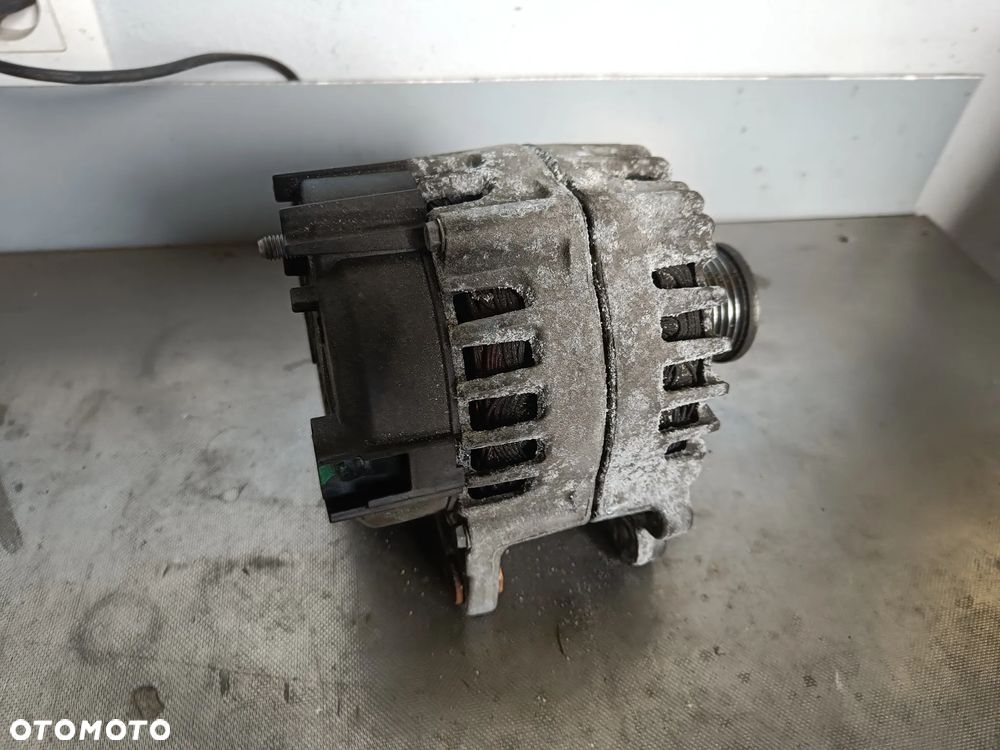 Alternator Audi A6 C7 FL lift 180A 04L903017C - 1