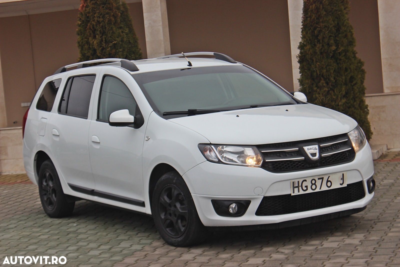 Dacia Logan MCV 0.9 Laureate - 1