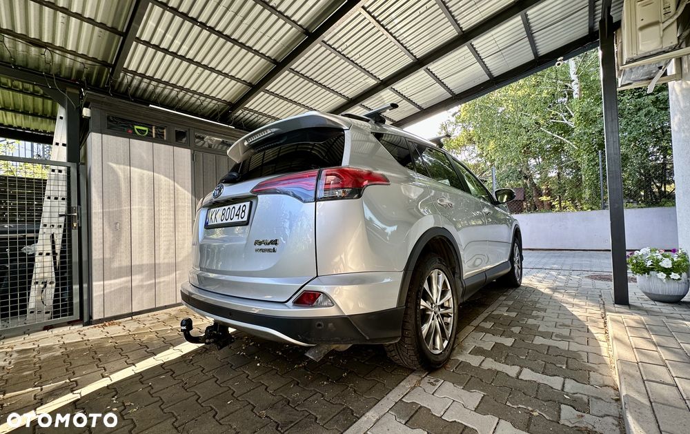 Toyota RAV4 Hybrid Premium 4x4 - 17