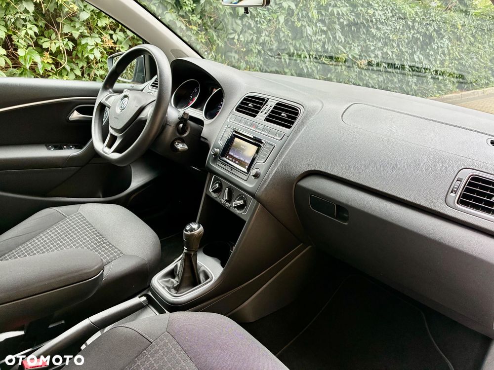 Volkswagen Polo - 4