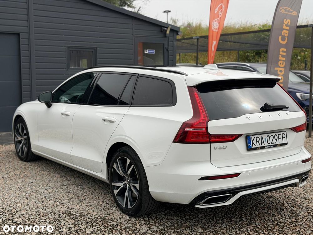 Volvo V60 D4 AWD Geartronic R-Design - 17