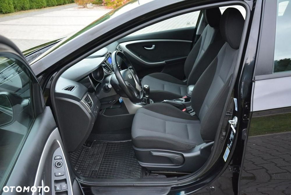 Hyundai i30 1.6 CRDi Comfort - 19