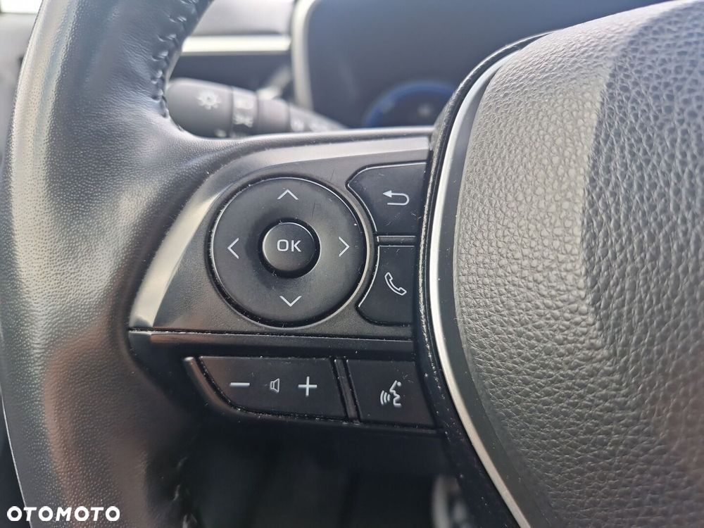 Toyota Corolla Cross - 20