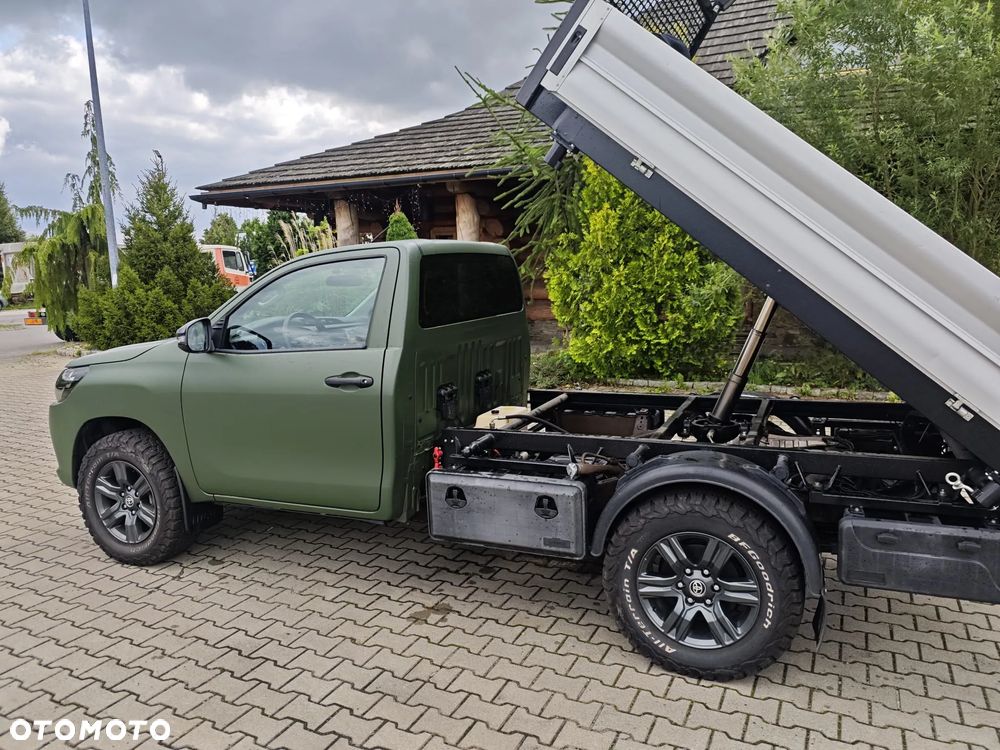 Toyota Hilux 2.4 D-4D Single Cab DLX 4x4 - 24