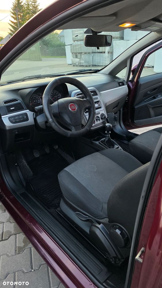 Fiat Punto VAN - 12