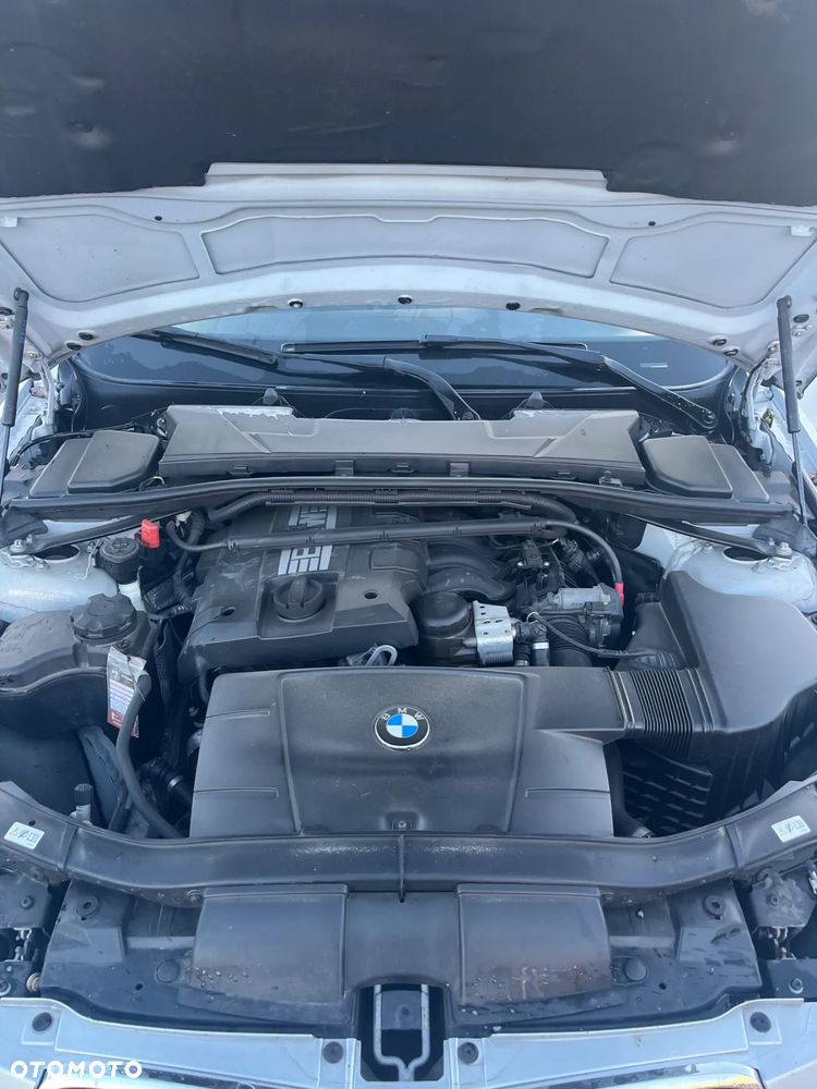 BMW Seria 3 318i - 20