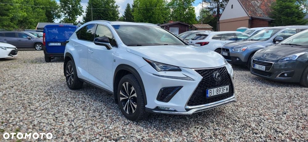 Lexus NX - 1