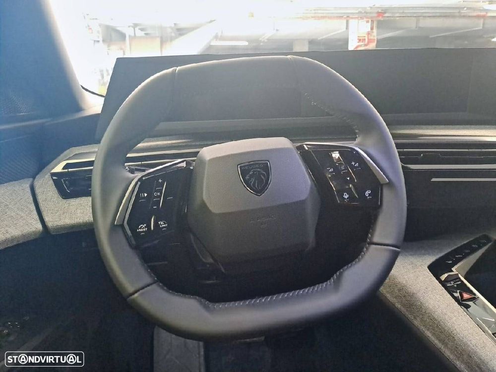 Peugeot 5008 1.2 Hybrid Allure e-DCS6 - 12