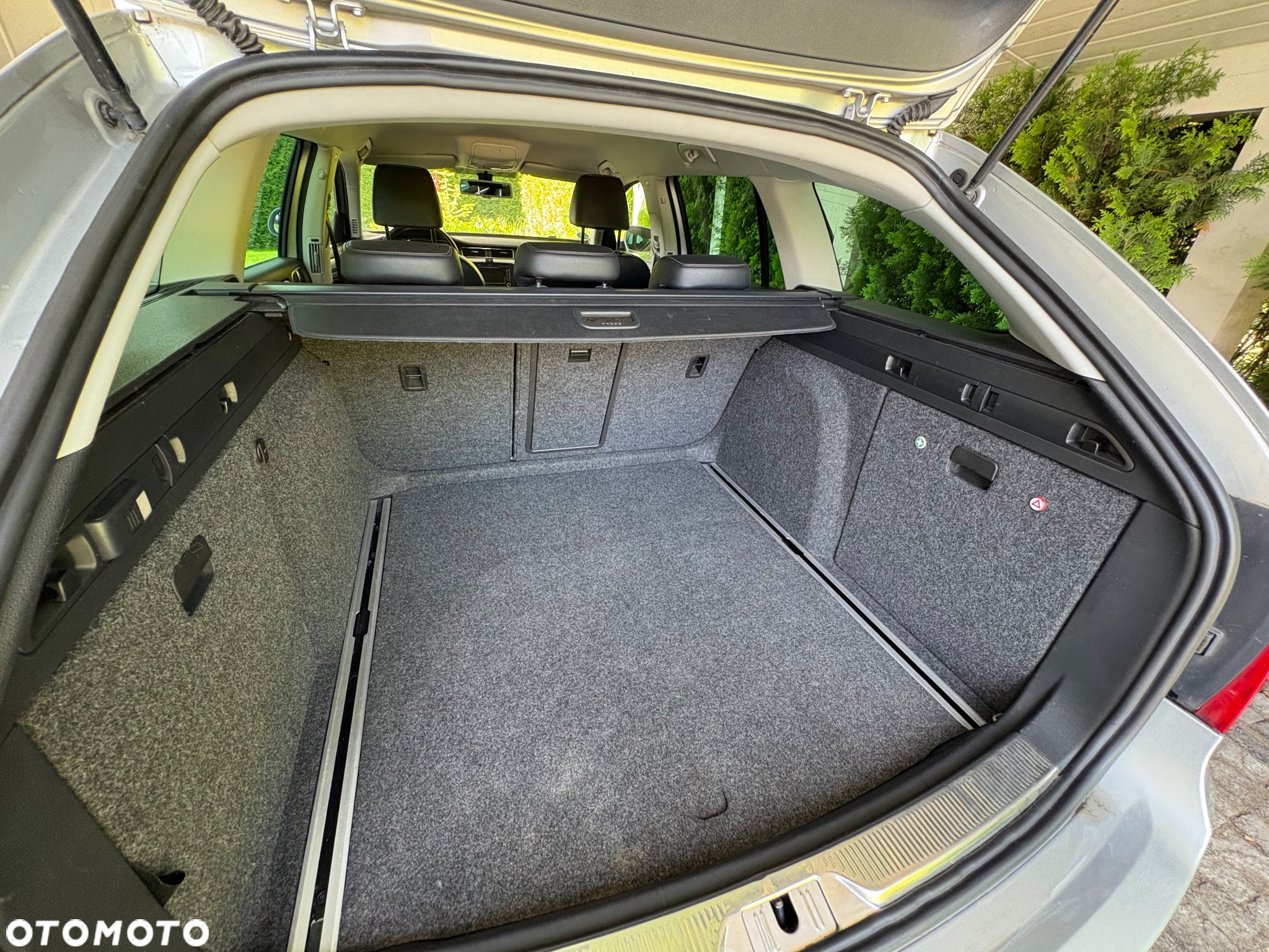 Skoda Superb 2.0 TDI Elegance DSG - 30