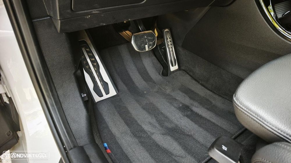 BMW X2 25 e xDrive X Pack M - 15