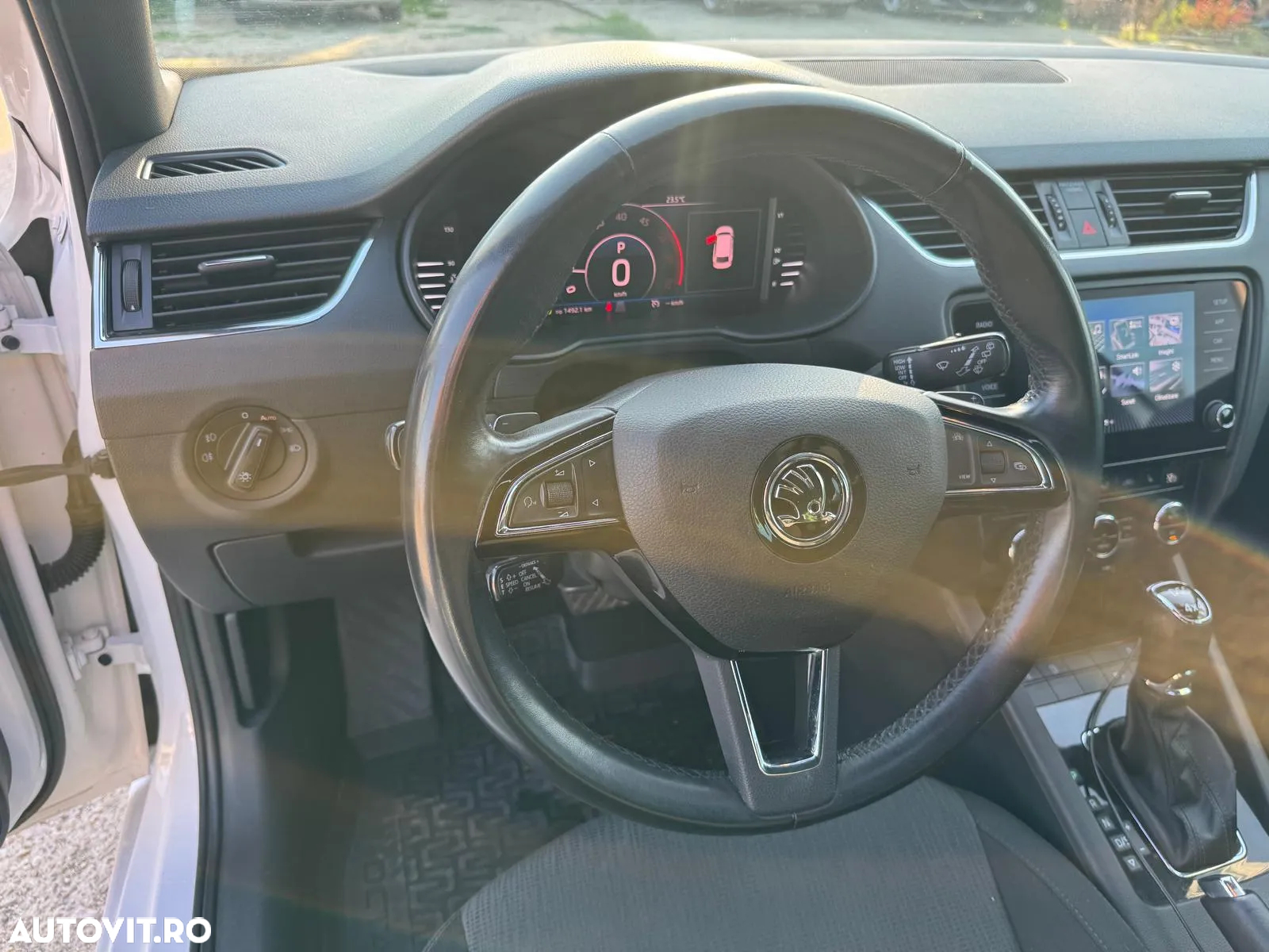 Skoda Octavia Combi Diesel 2.0 TDI 4X4 DSG Style - 15