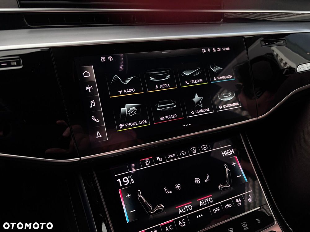 Audi A8 - 30