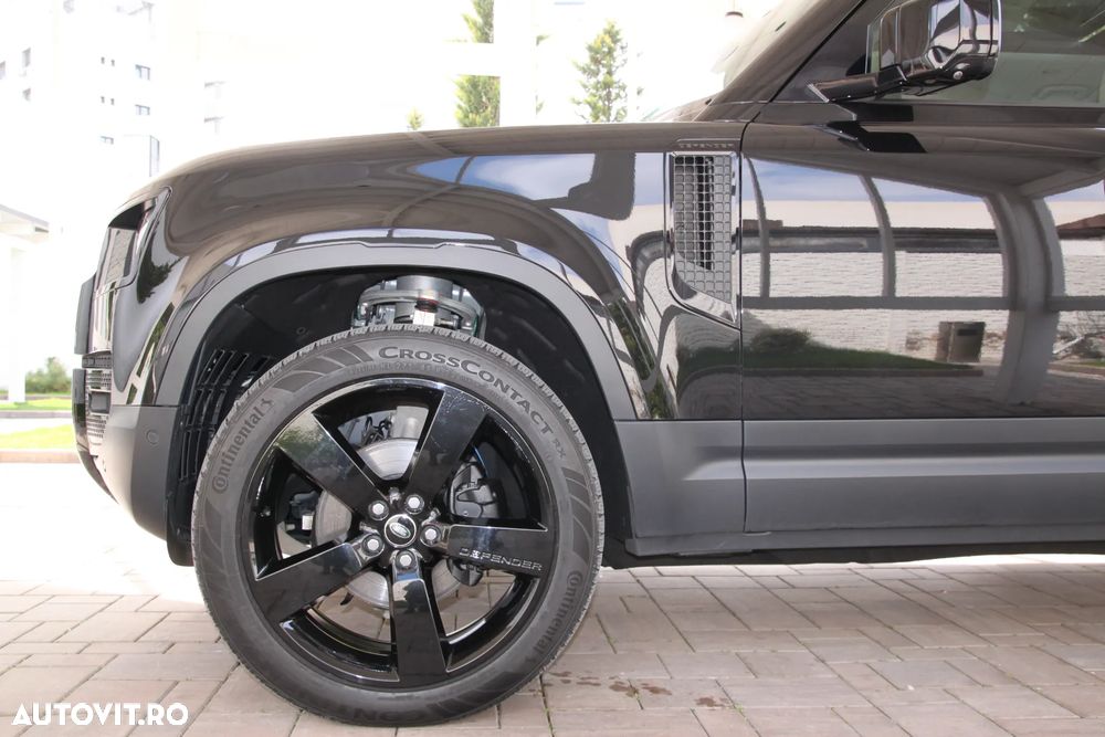 Land Rover Defender 110 3.0D 250 MHEV Hard Top X-Dynamic SE - 9
