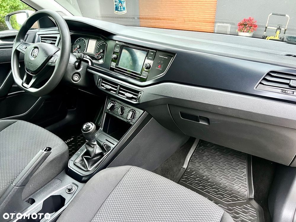 Volkswagen Polo 1.0 Trendline - 23