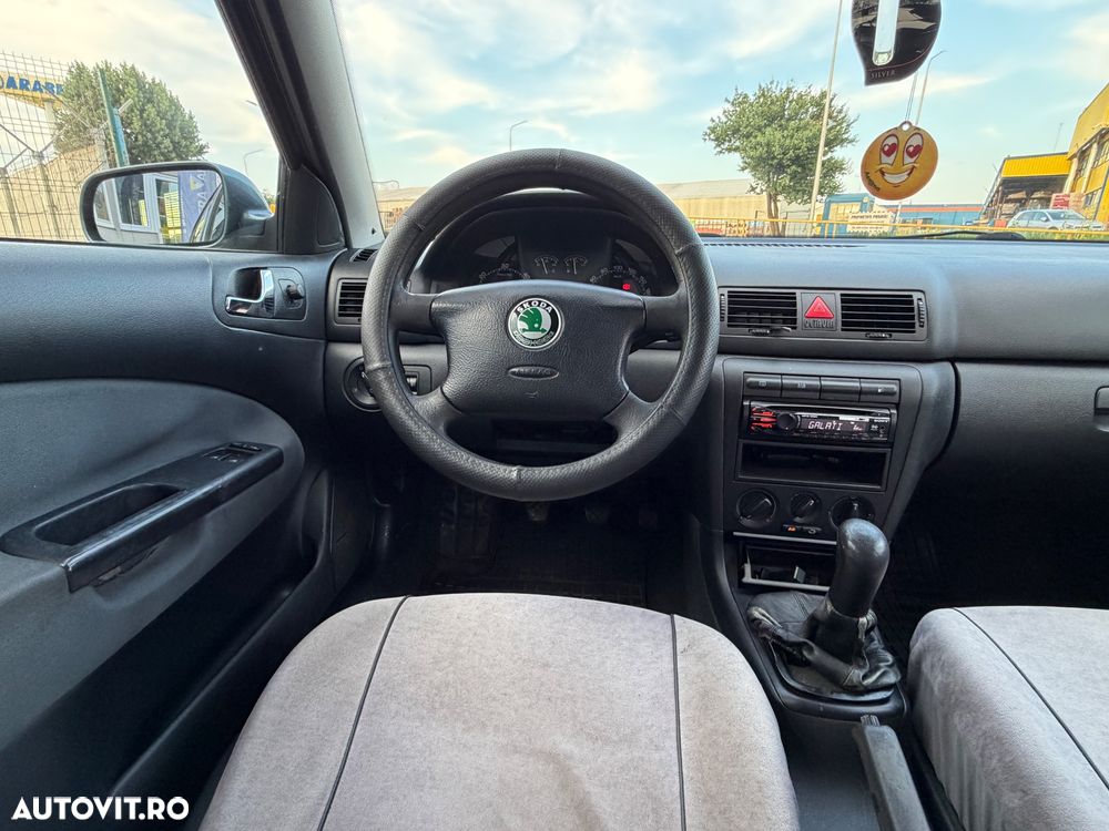 SKODA Octavia 2006 — imagine 10