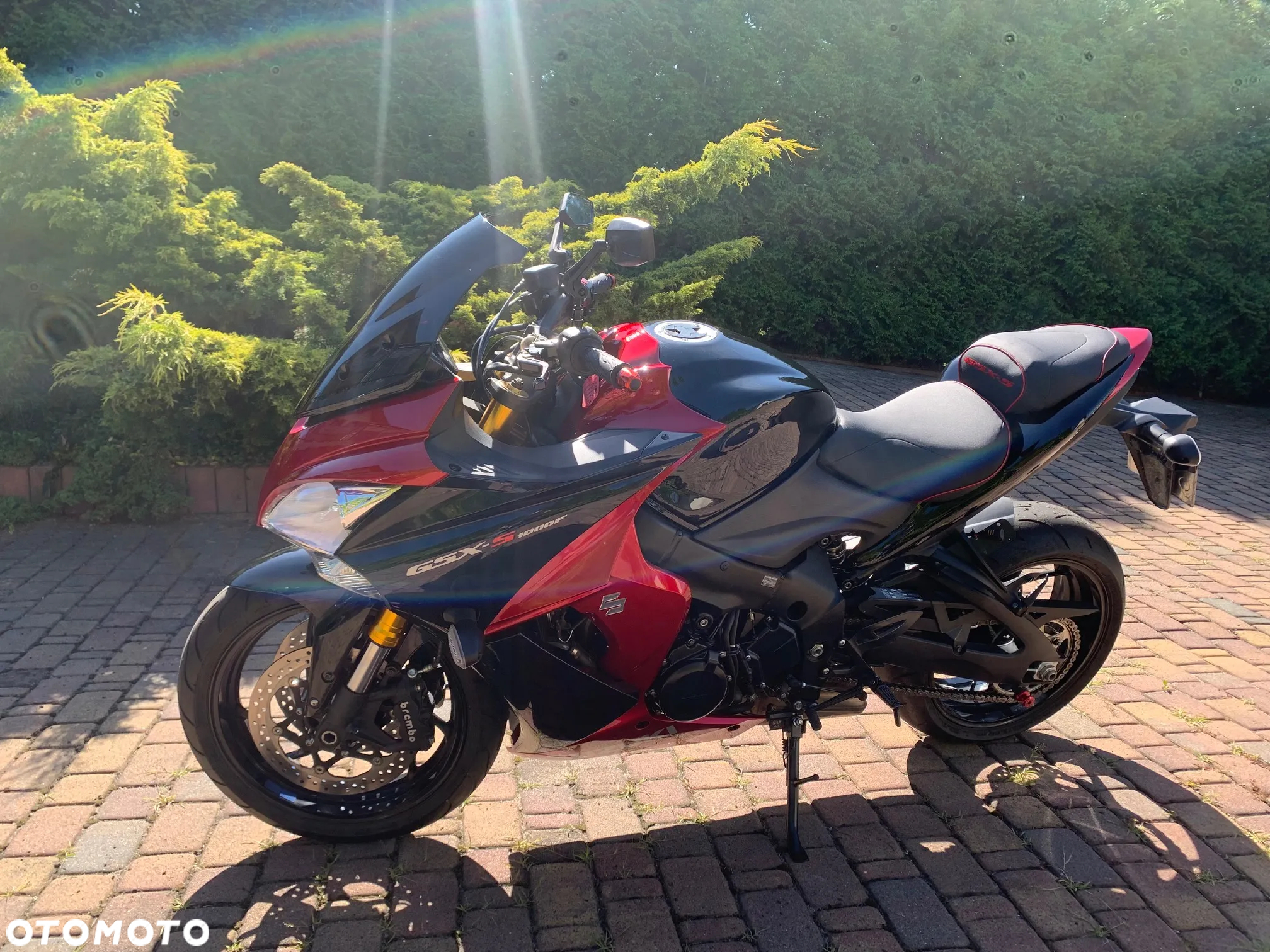 Suzuki GSX 1000 - 2