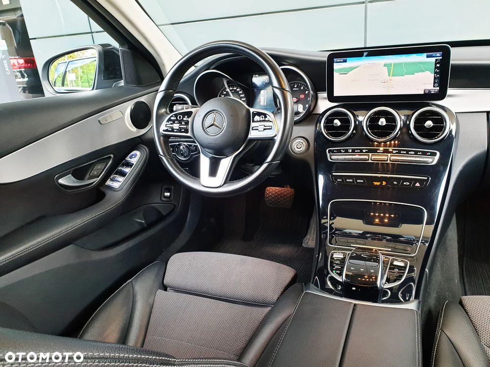 Mercedes-Benz Klasa C 180 T 9G-TRONIC Avantgarde - 15