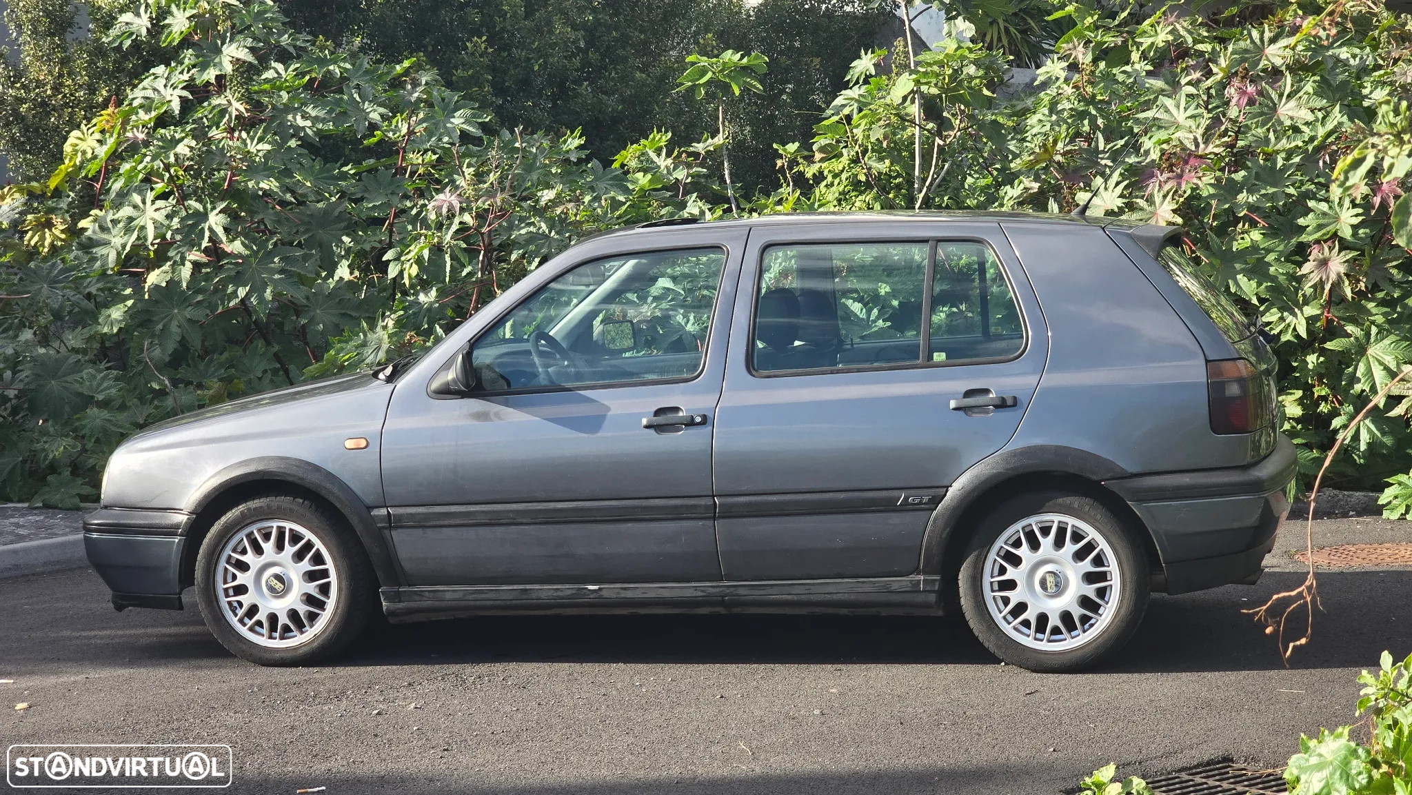 VW Golf 1.6 GT - 18
