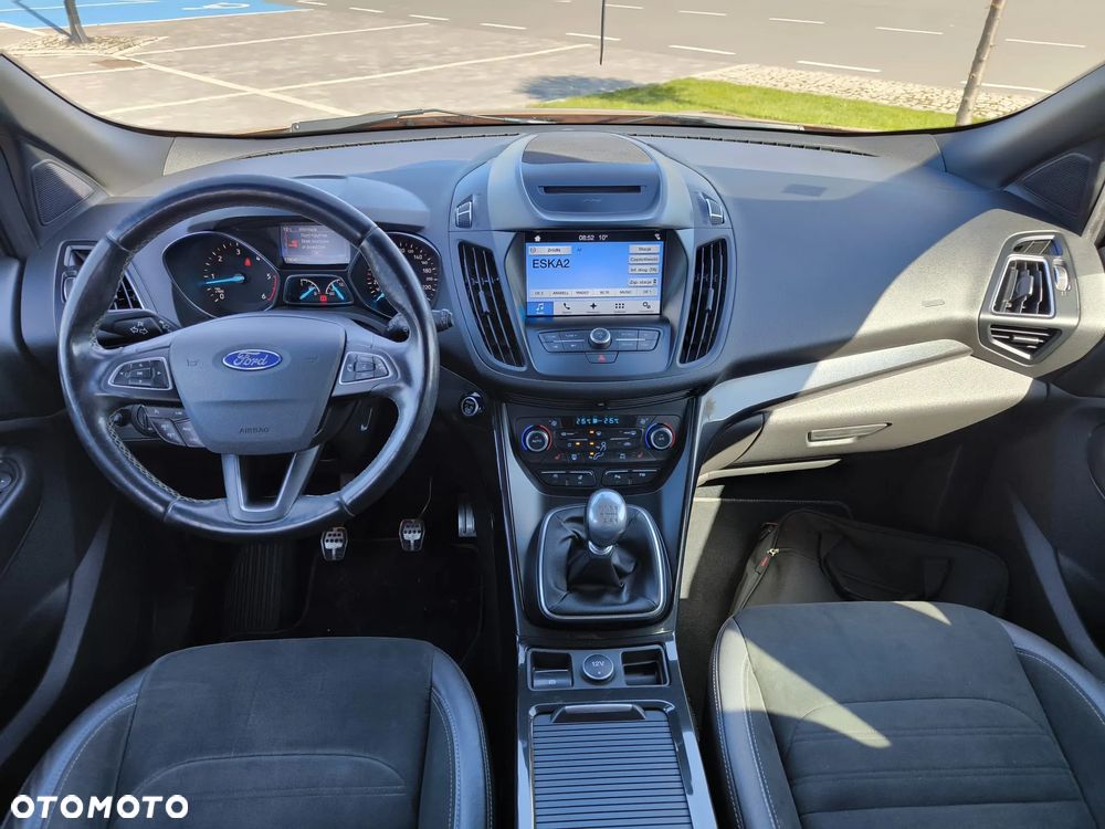 Ford Kuga 2.0 TDCi AWD ST-Line - 6