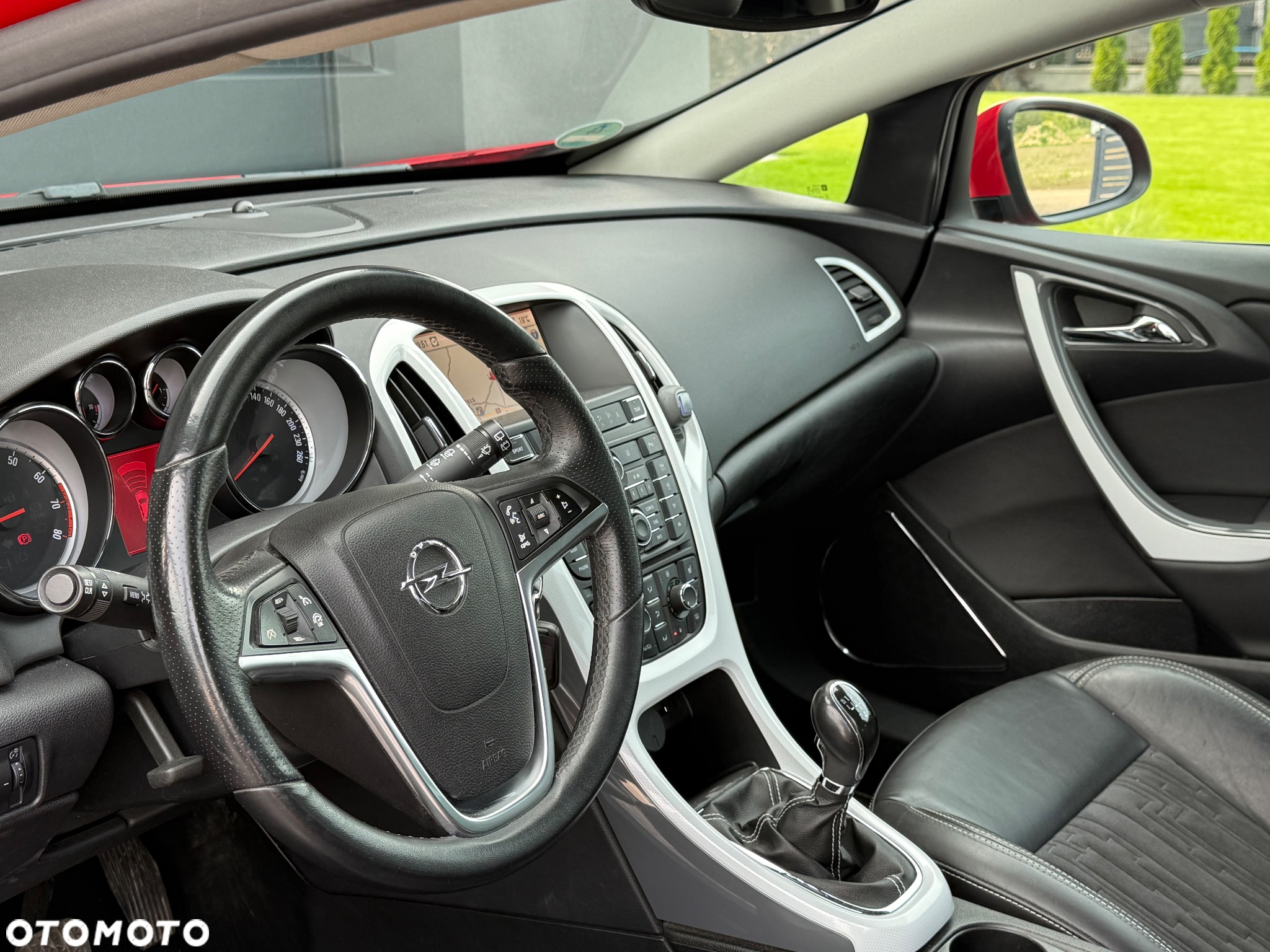Opel Astra GTC 1.6 Turbo Innovation - 9