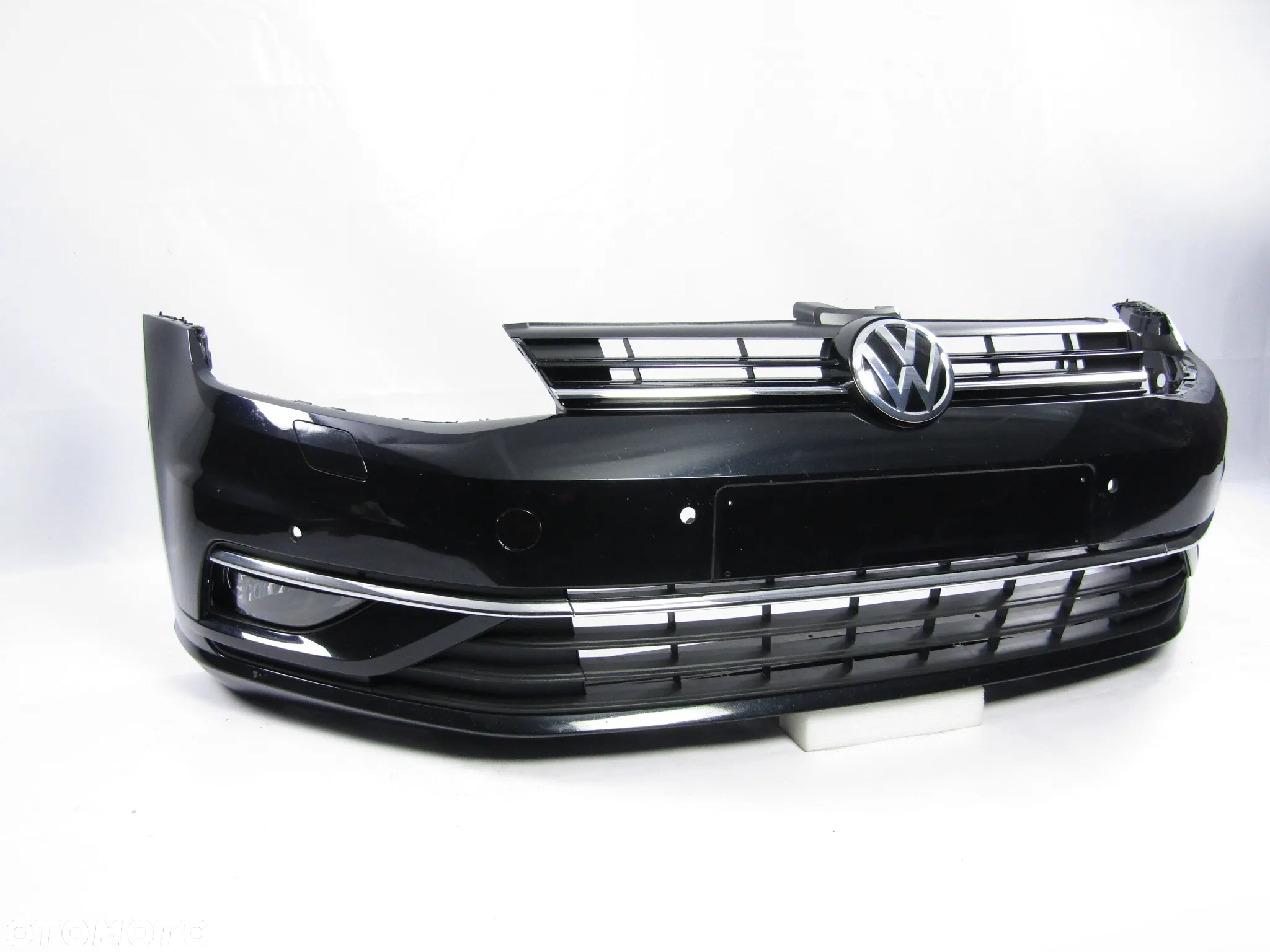 Zderzak przedni VW Golf 7 17 - 20 Sprysk. / Pdc-6 LC9X - 15