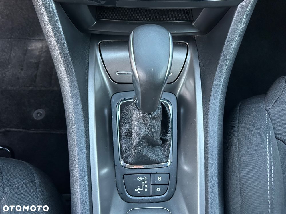 Citroën C5 2.0 16V Confort - 16