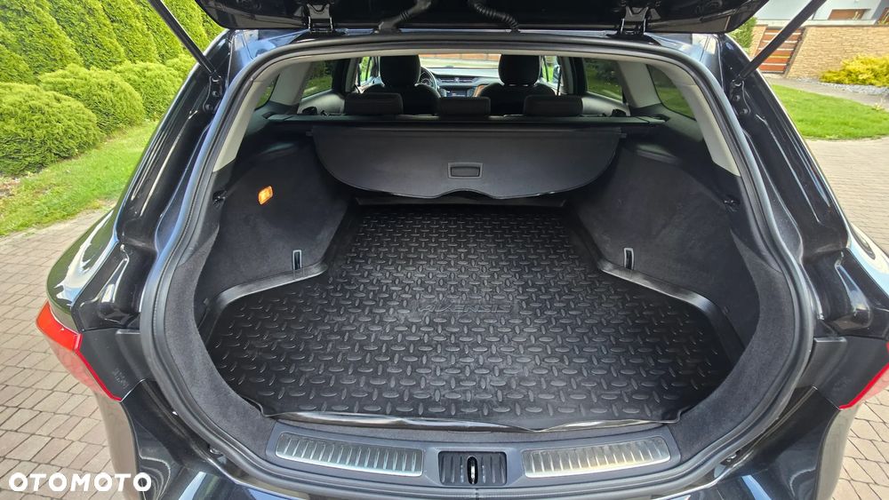 Toyota Avensis - 34