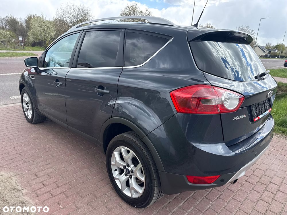 Ford Kuga 2.5 4x4 Titanium - 22