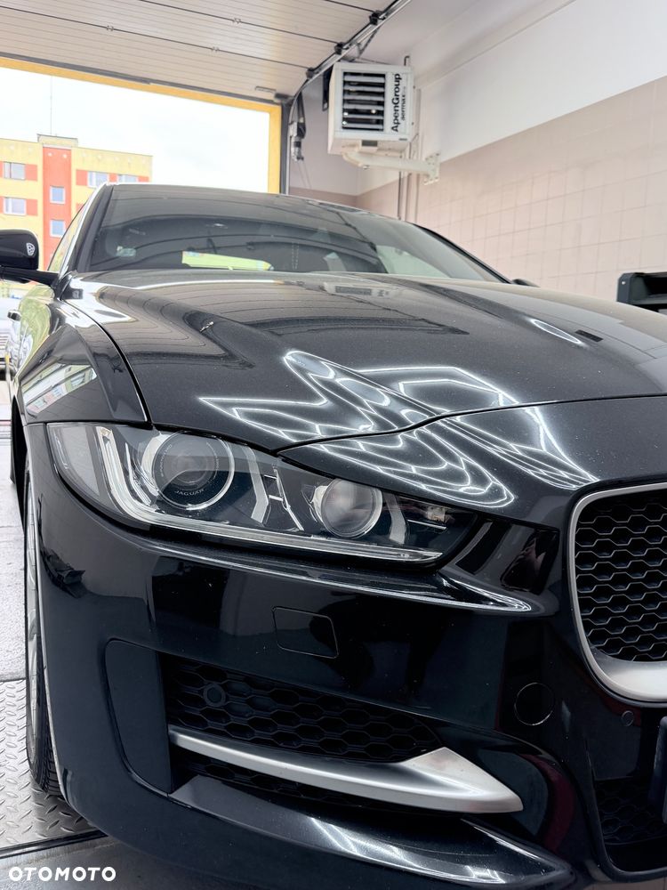 Jaguar F-Pace 2.0 i4D RWD R-Sport - 8