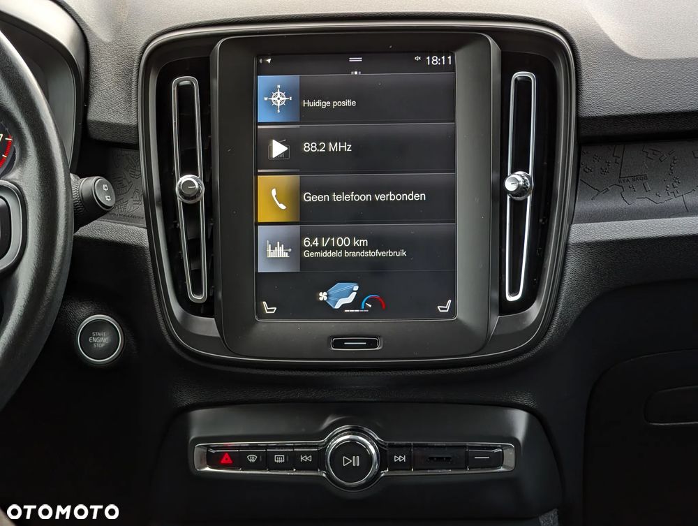 Volvo XC 40 T3 Momentum - 27