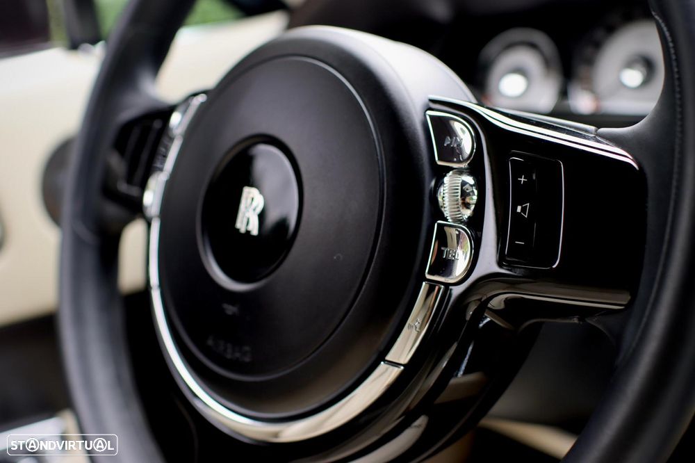 Rolls Royce Wraith 6.6 Twin-Turbo V12 - 16