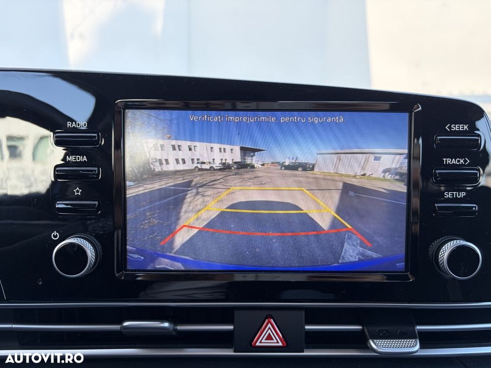 Hyundai Elantra 1.6 l 123 CP CVT Exclusive - 15